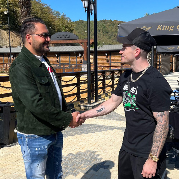 Ryan Kent King Çiftliğinde